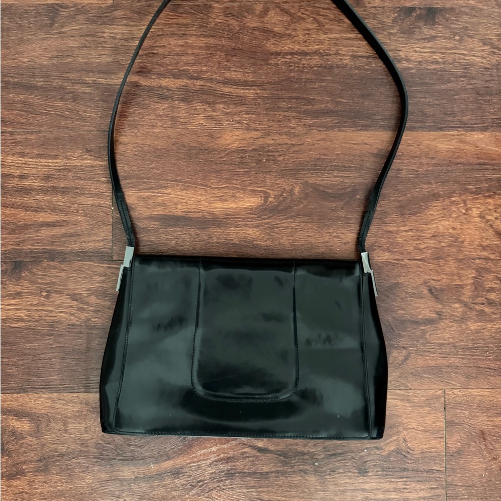 Enzo Angiolini Sleek Black Shoulder Bag